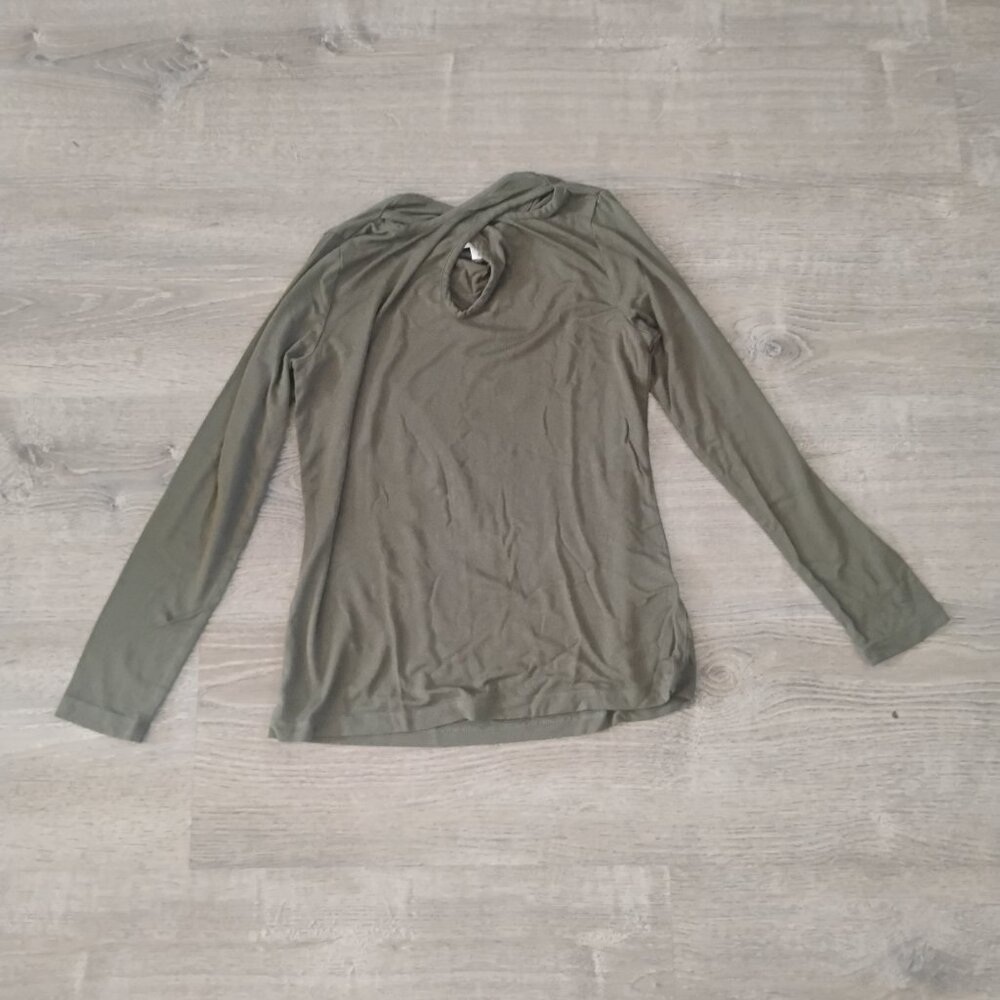 Amour Vert Olive Green Long Sleeve Turtleneck Top - XS - Sustainable